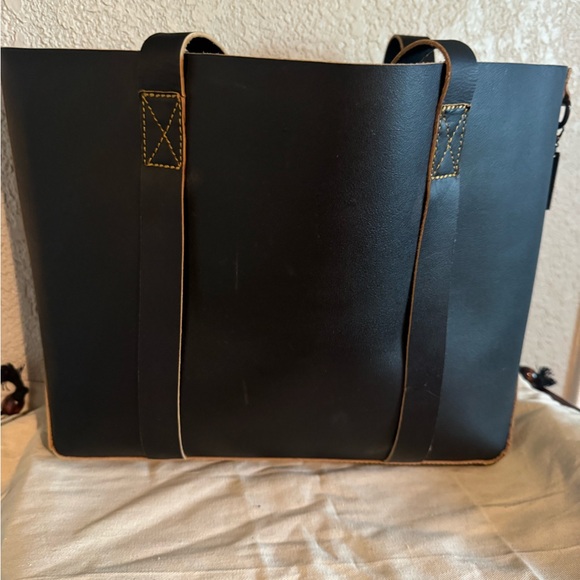 NWT Le Papillon Black Leather Tote Bag - Picture 5 of 9